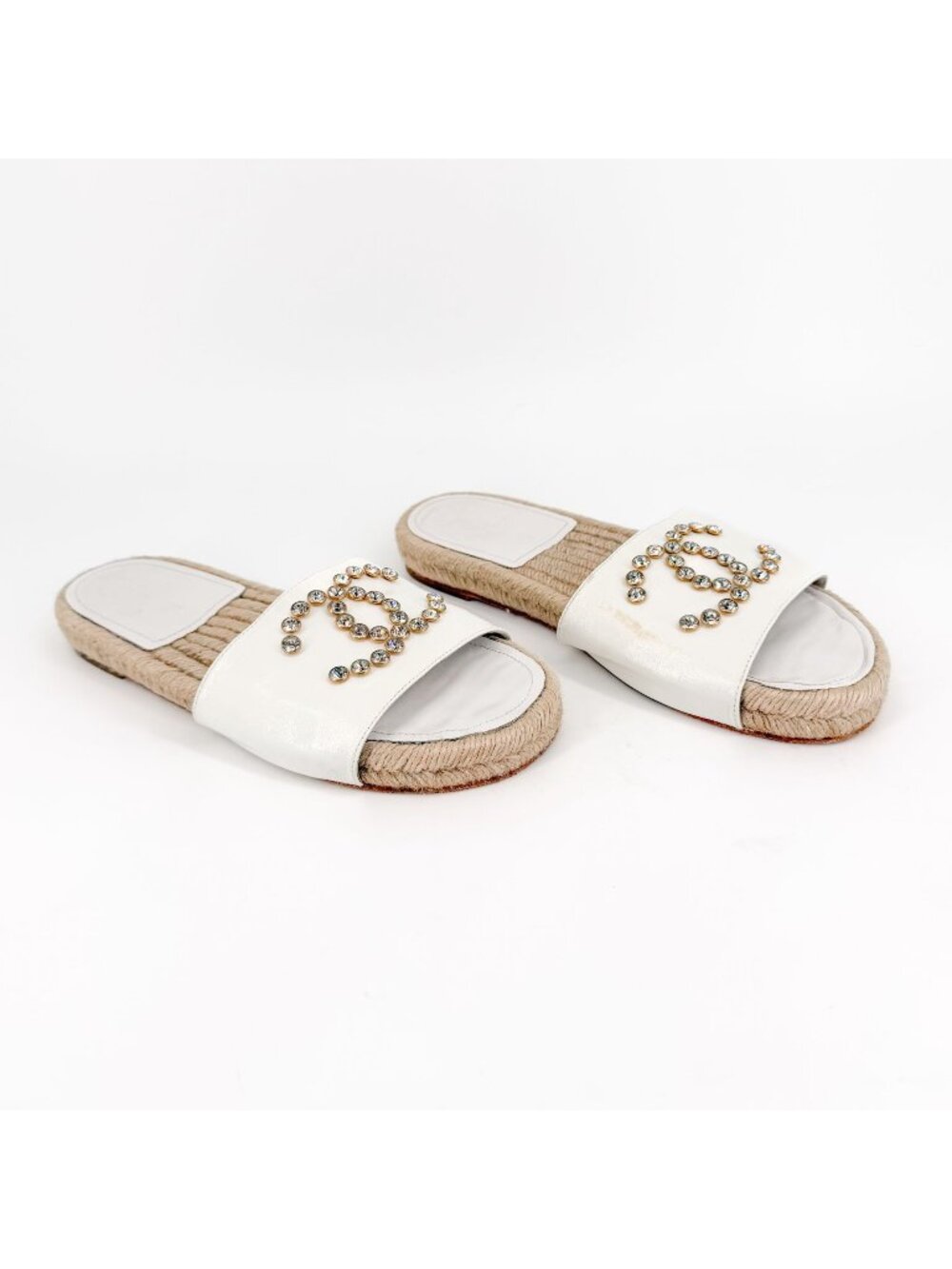 Chanel CC Crystal Espadrille Slide Sandals White Patent Leather Size 38 US 7-7.5